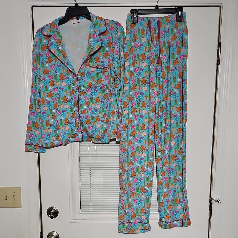 Pink Lily pastel aqua and peach pajama top